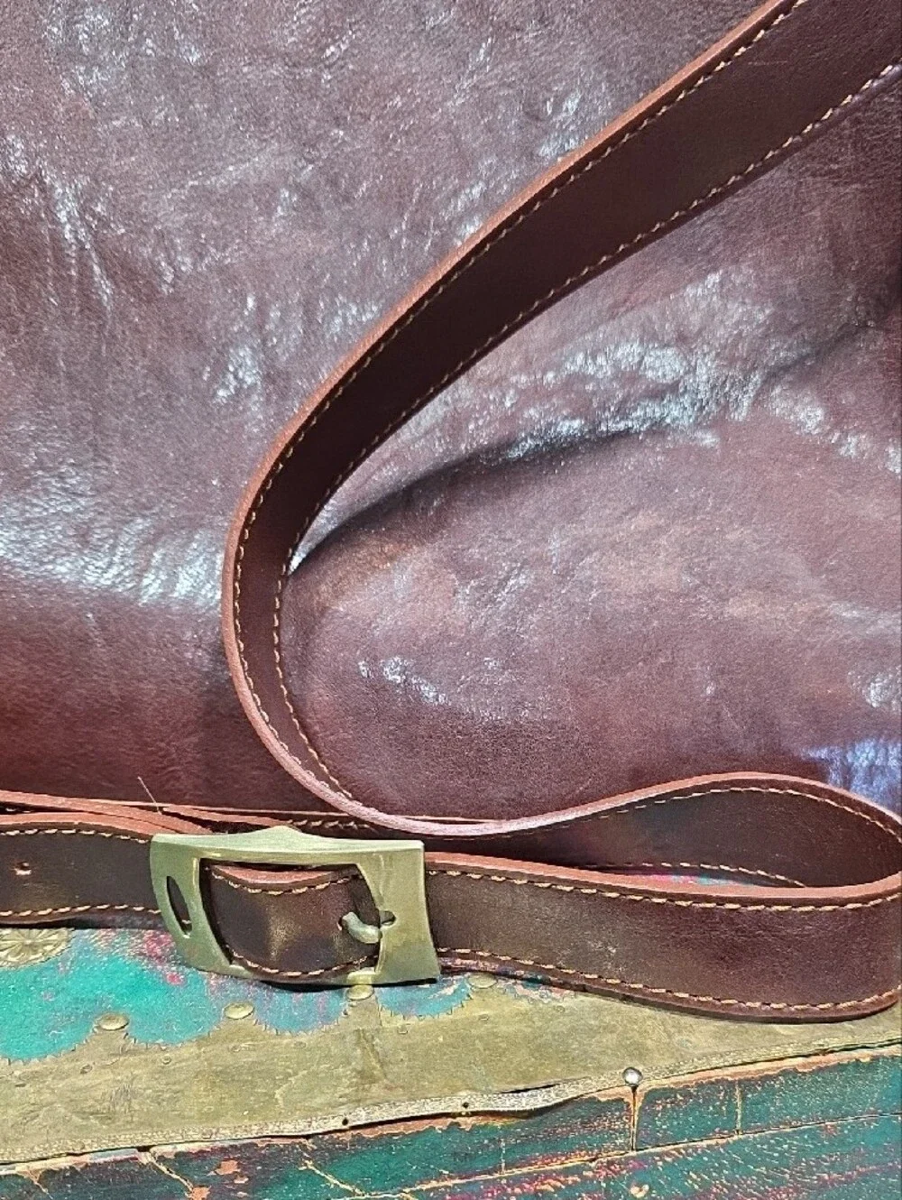 Men's Italian Brown Leather Messenger Bag - Classic Carryall